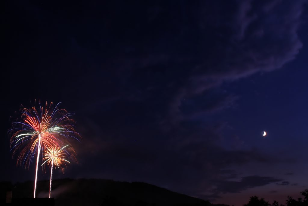 Independence Day-Accident Parade-Fire on the Mountain.